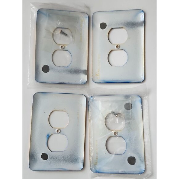 We Can Do it Rosie Riveter 2 Hole Switch Outlets 4 in lot Original from Korea - Picture 2 of 6